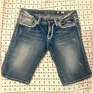 Miss Me Bermuda shorts. Size 31